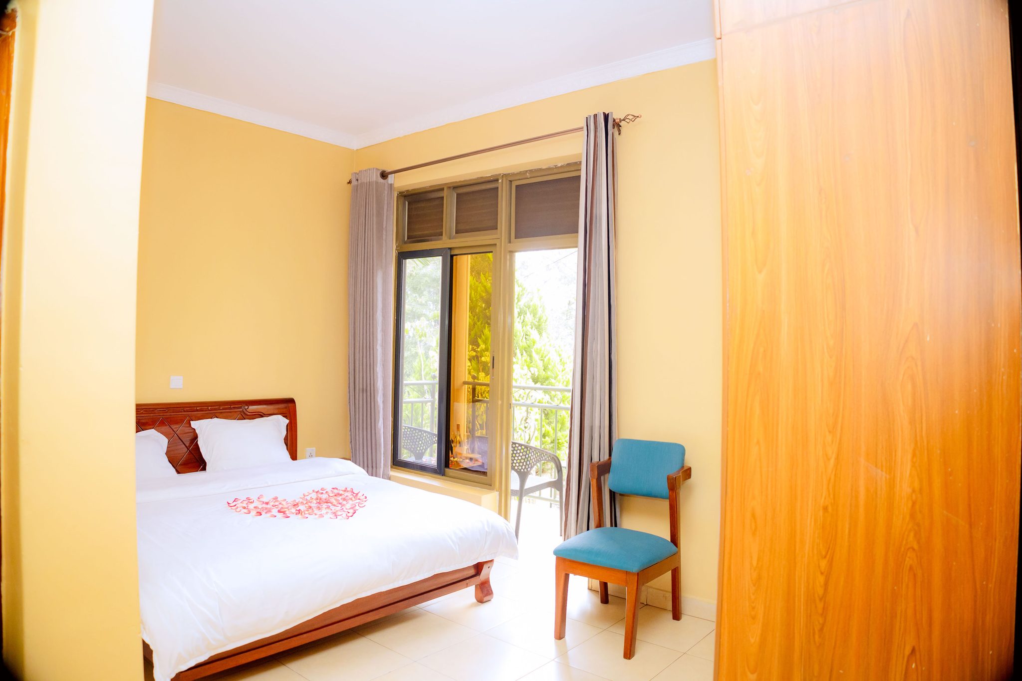 Master Bedroom - Premium Comfort